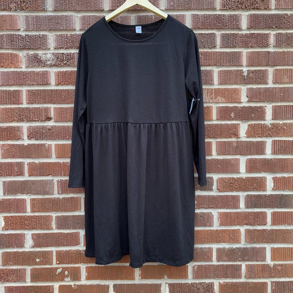 Old Navy NWT Black long sleeve midi A-Line Dress Size L